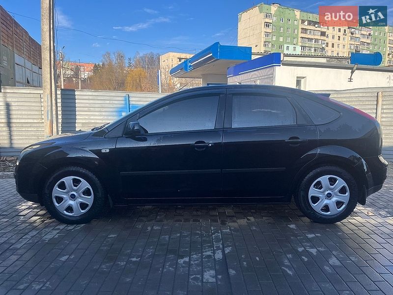 Хетчбек Ford Focus 2007 в Чернівцях