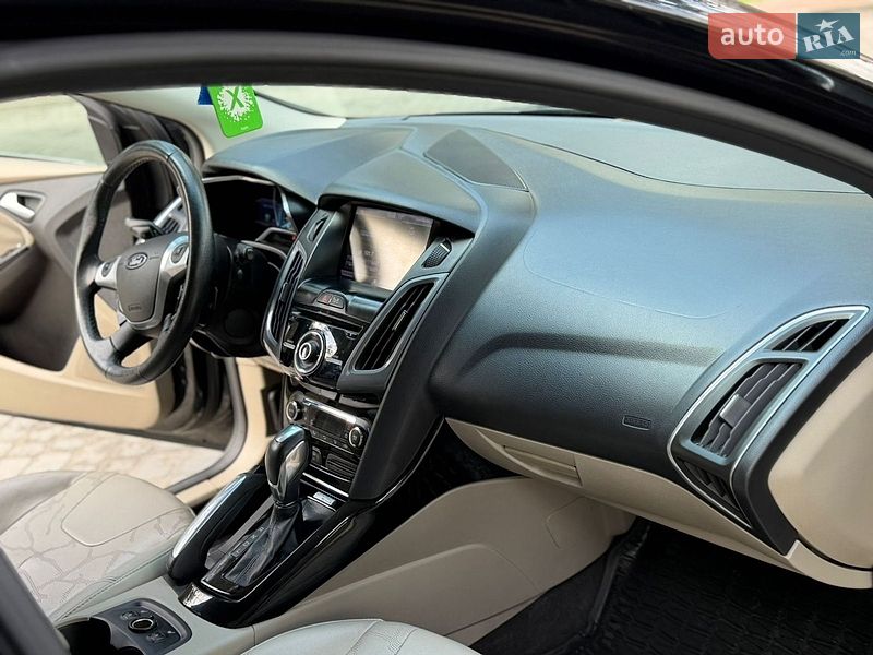 Хетчбек Ford Focus 2012 в Дрогобичі