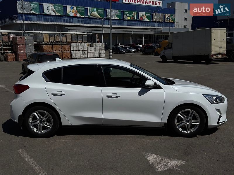 Хетчбек Ford Focus 2019 в Дніпрі