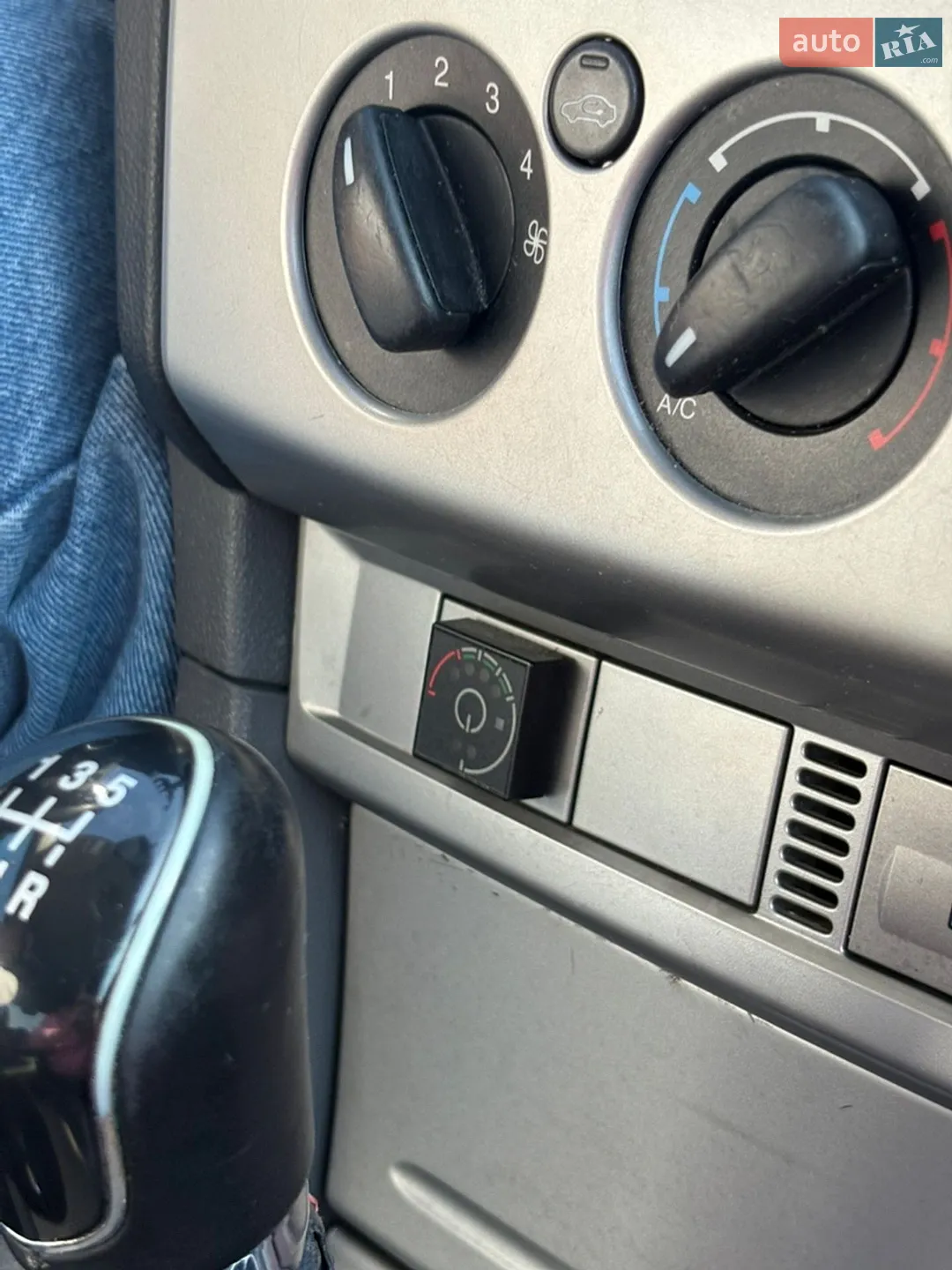 2011 Ford Focus - мініатюра 23