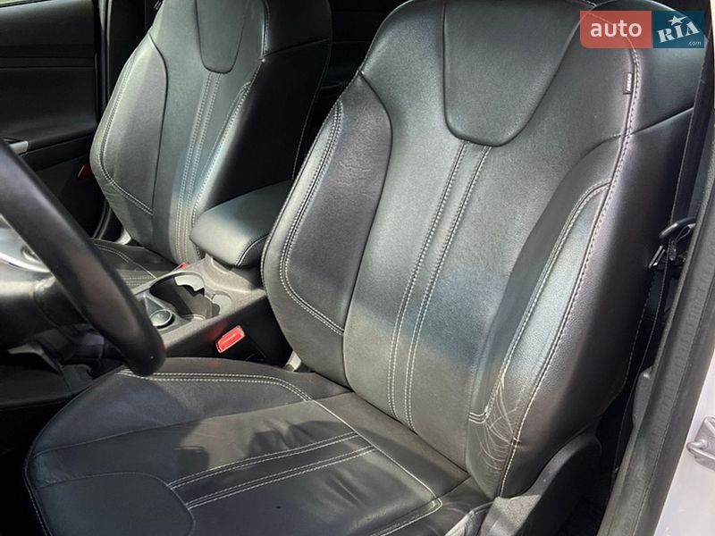 Седан Ford Focus 2013 в Киеве