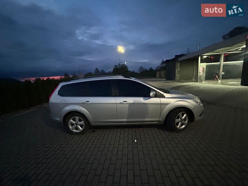 Универсал Ford Focus 2010 в Выгоде