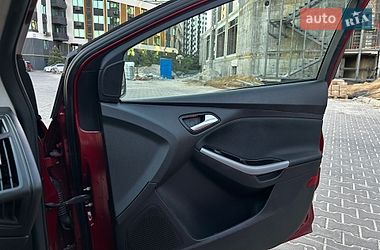 Хэтчбек Ford Focus 2014 в Софиевской Борщаговке