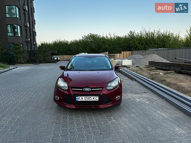 Хэтчбек Ford Focus 2014 в Софиевской Борщаговке