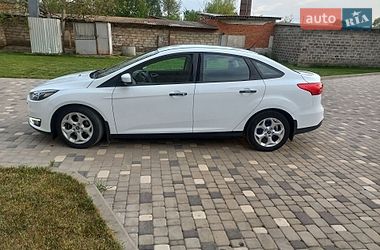 Седан Ford Focus 2016 в Гайсину