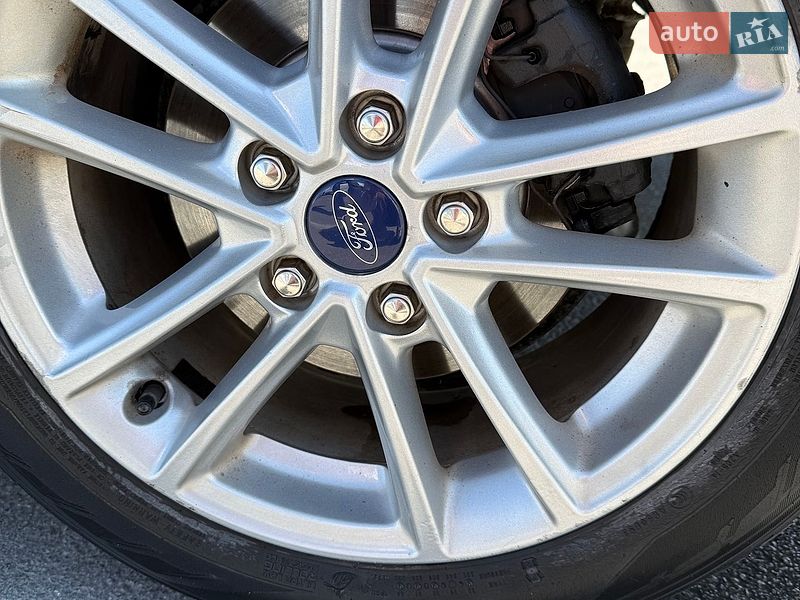 Хэтчбек Ford Focus 2016 в Ирпене