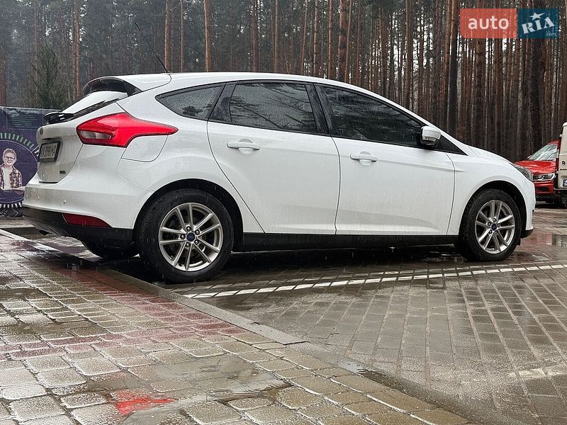 Хэтчбек Ford Focus 2016 в Ирпене