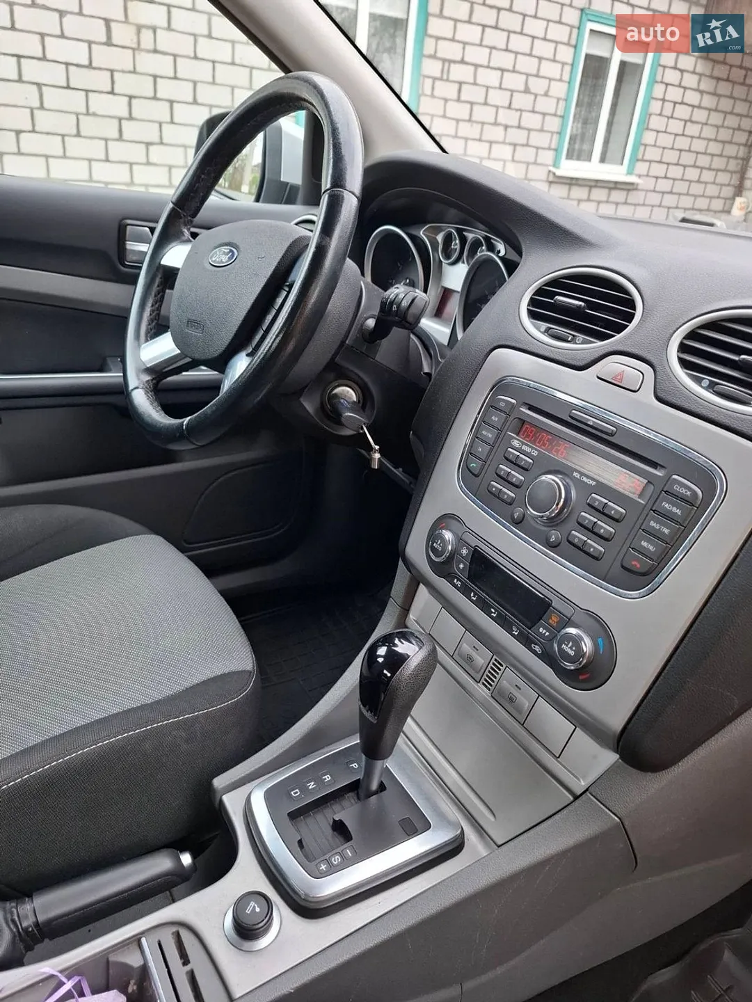 2010 Ford Focus - мініатюра 7