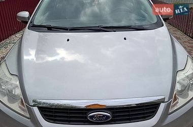 Хетчбек Ford Focus 2010 в Новомиргороді