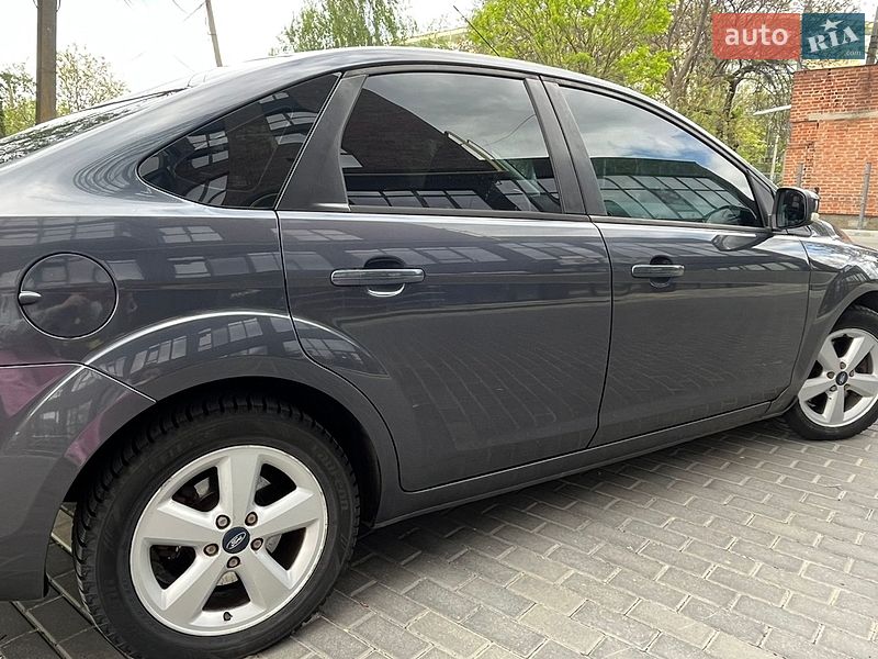 Седан Ford Focus 2009 в Полтаві
