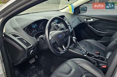 Хэтчбек Ford Focus 2014 в Киеве