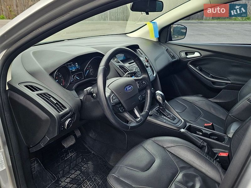 Хэтчбек Ford Focus 2014 в Киеве