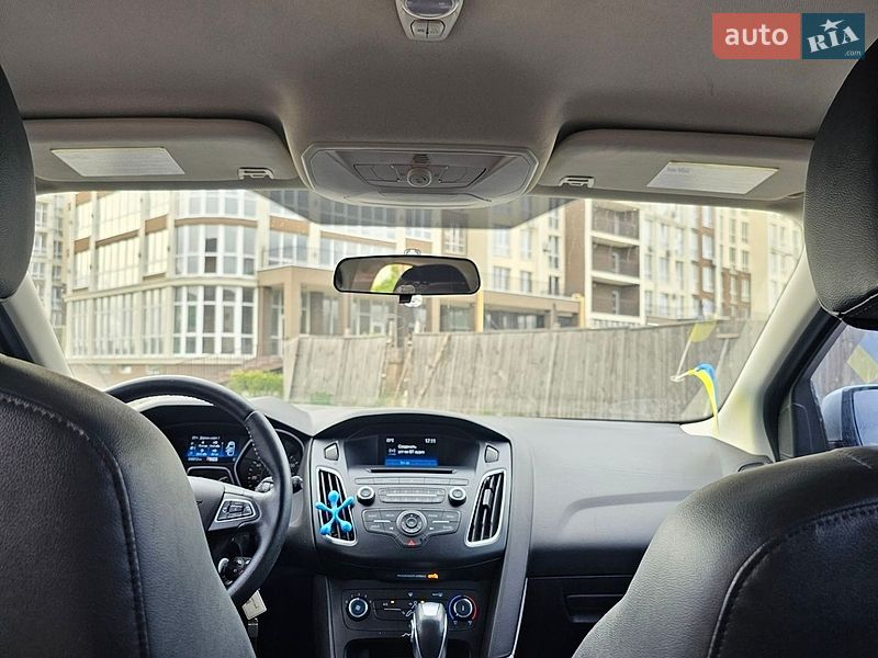 Хэтчбек Ford Focus 2014 в Киеве
