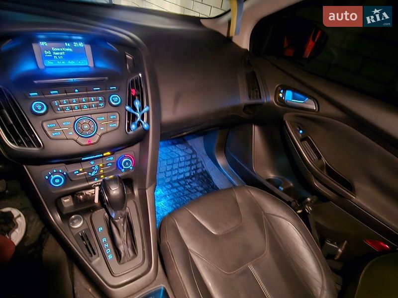 Хэтчбек Ford Focus 2014 в Киеве