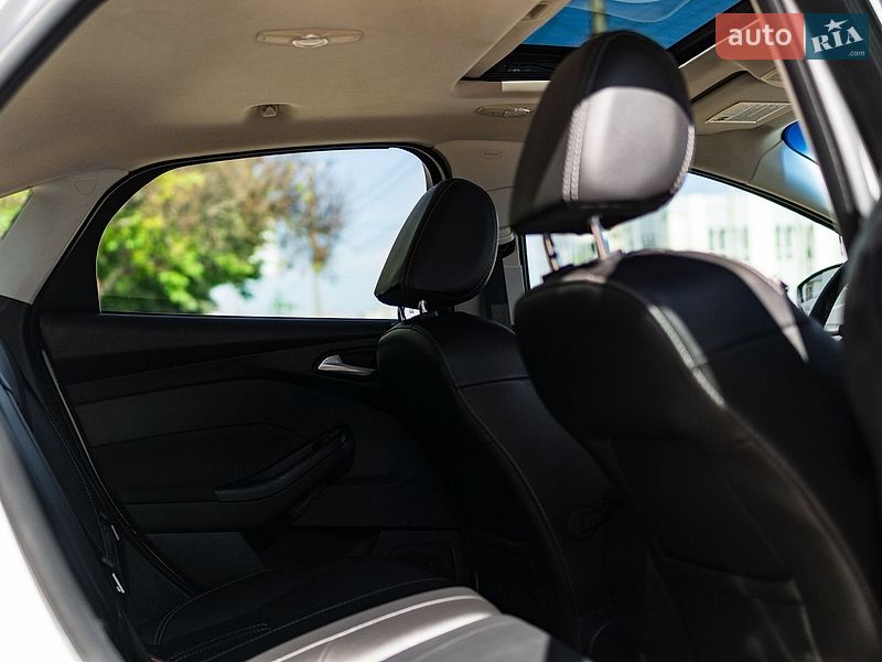 Седан Ford Focus 2014 в Кропивницком