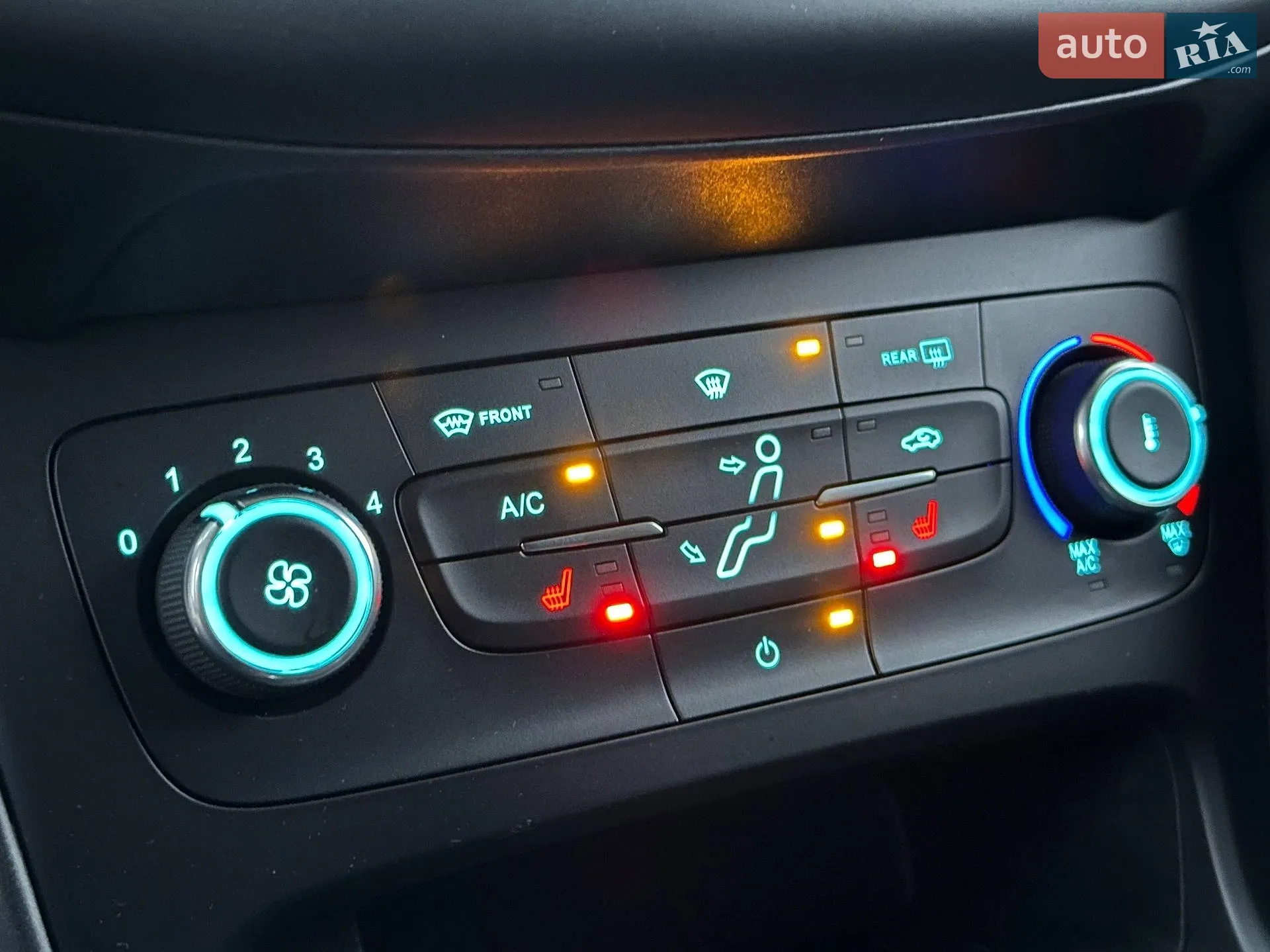 2018 Ford Focus - мініатюра 40