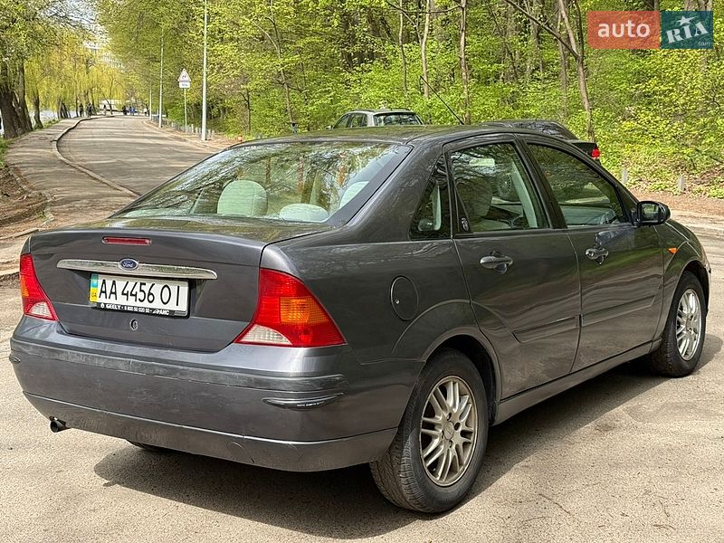 Седан Ford Focus 2003 в Києві