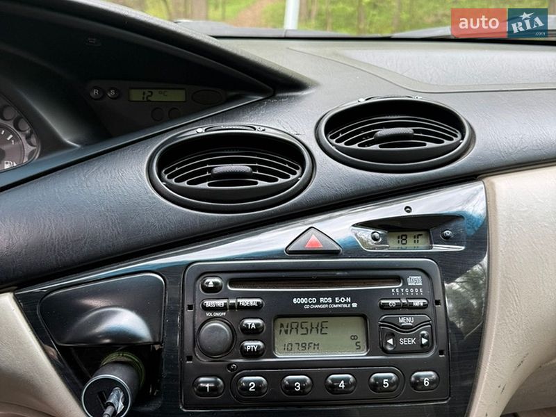 Седан Ford Focus 2003 в Києві