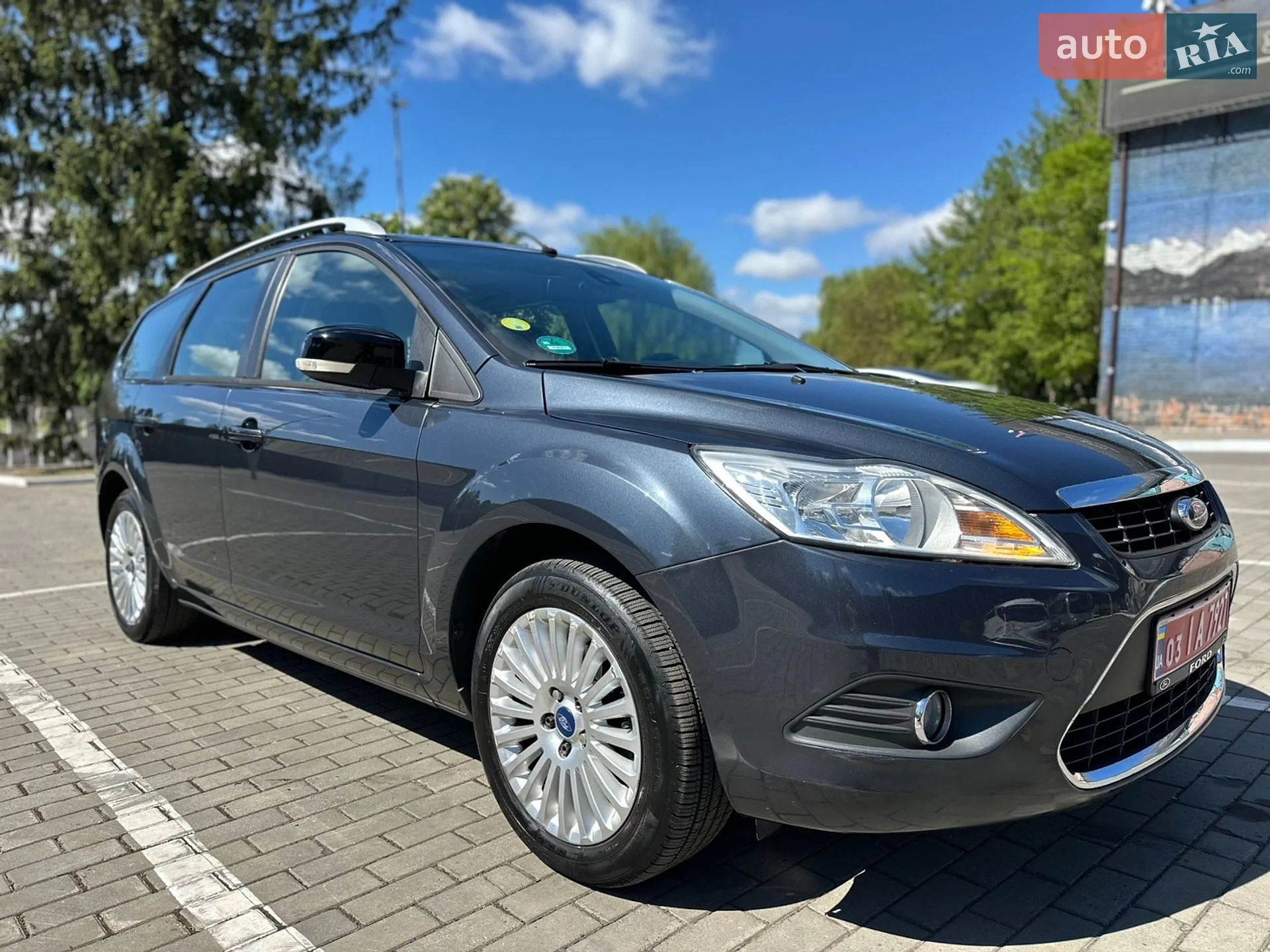 2010 Ford Focus - мініатюра 15