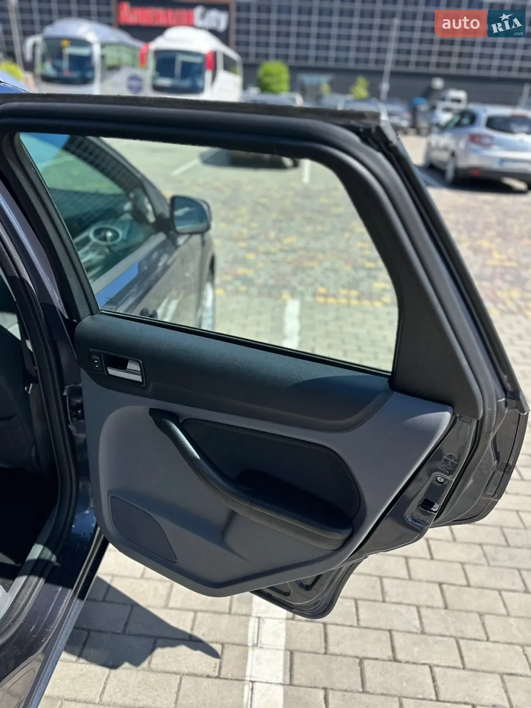 2010 Ford Focus - мініатюра 42