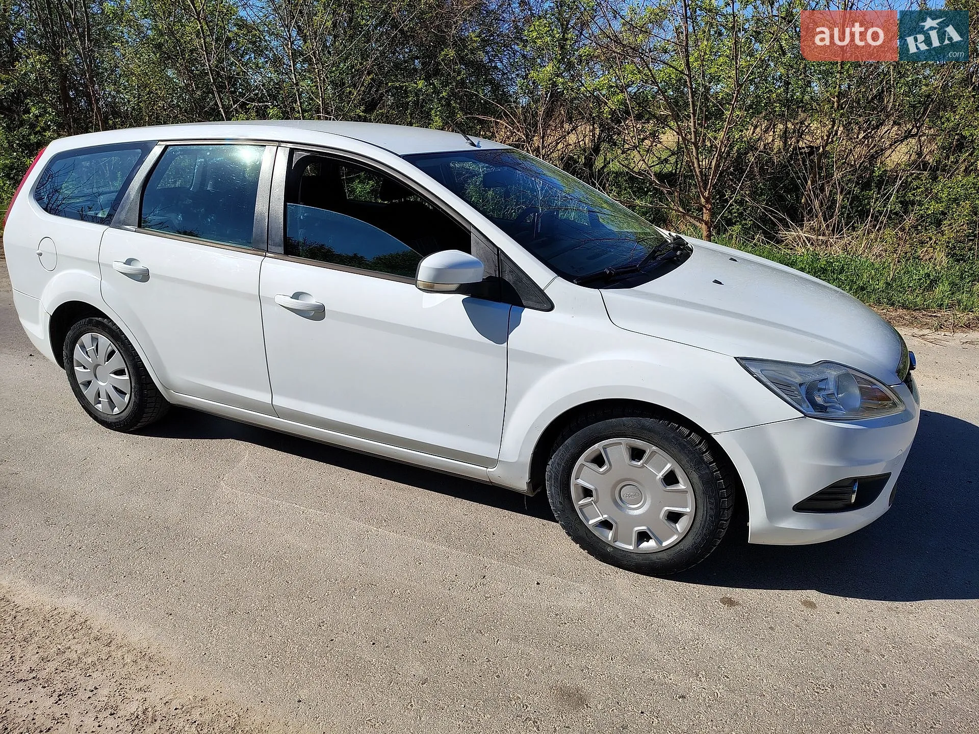 2010 Ford Focus - мініатюра 8