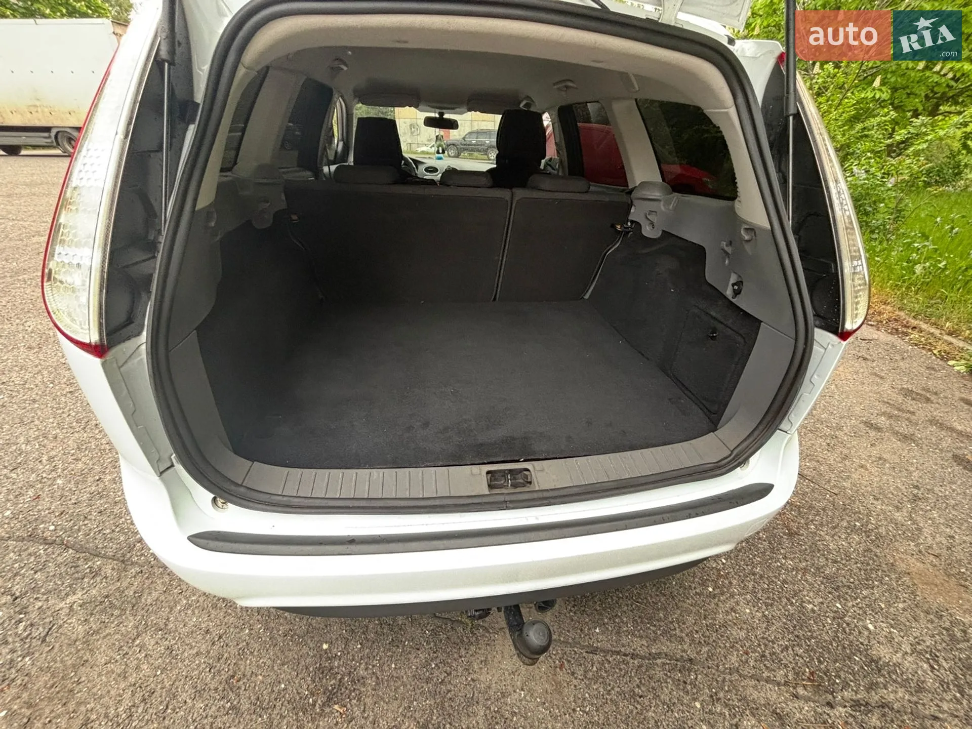 2010 Ford Focus - мініатюра 19