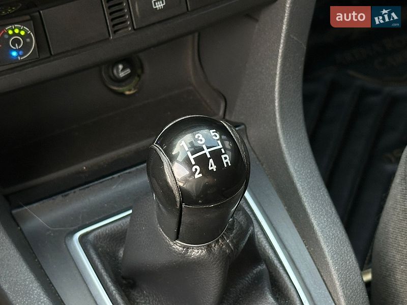 Хэтчбек Ford Focus 2006 в Харькове