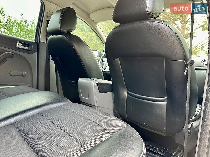 Універсал Ford Focus 2009 в Дрогобичі