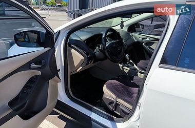 Седан Ford Focus 2016 в Киеве