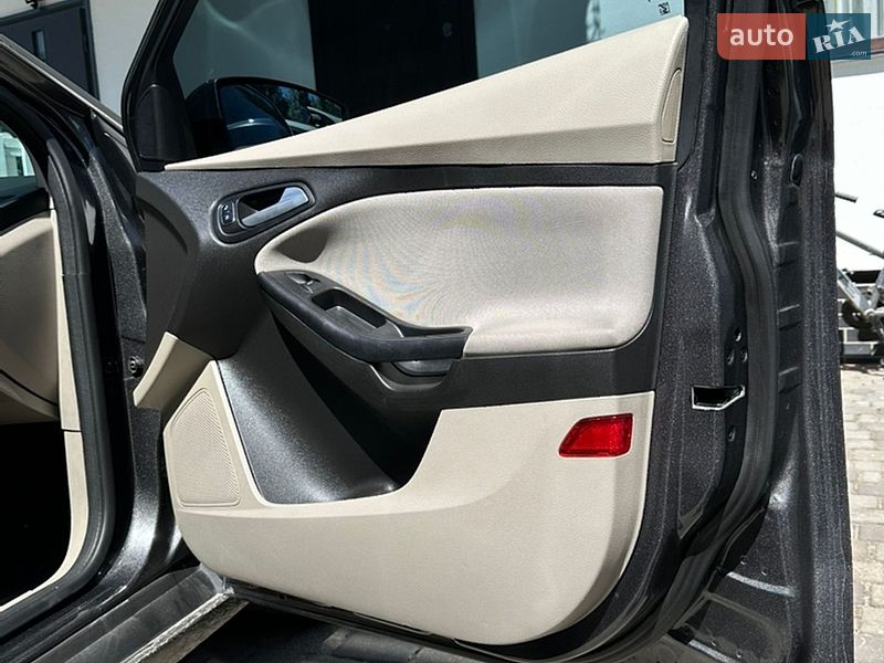 Седан Ford Focus 2015 в Києві