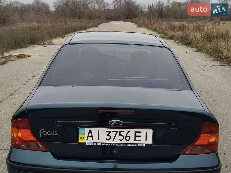Седан Ford Focus 2004 в Лозовой