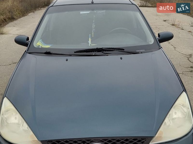 Седан Ford Focus 2004 в Лозовой
