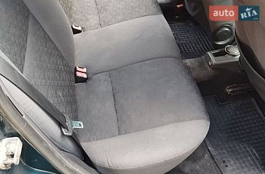 Седан Ford Focus 2004 в Лозовой
