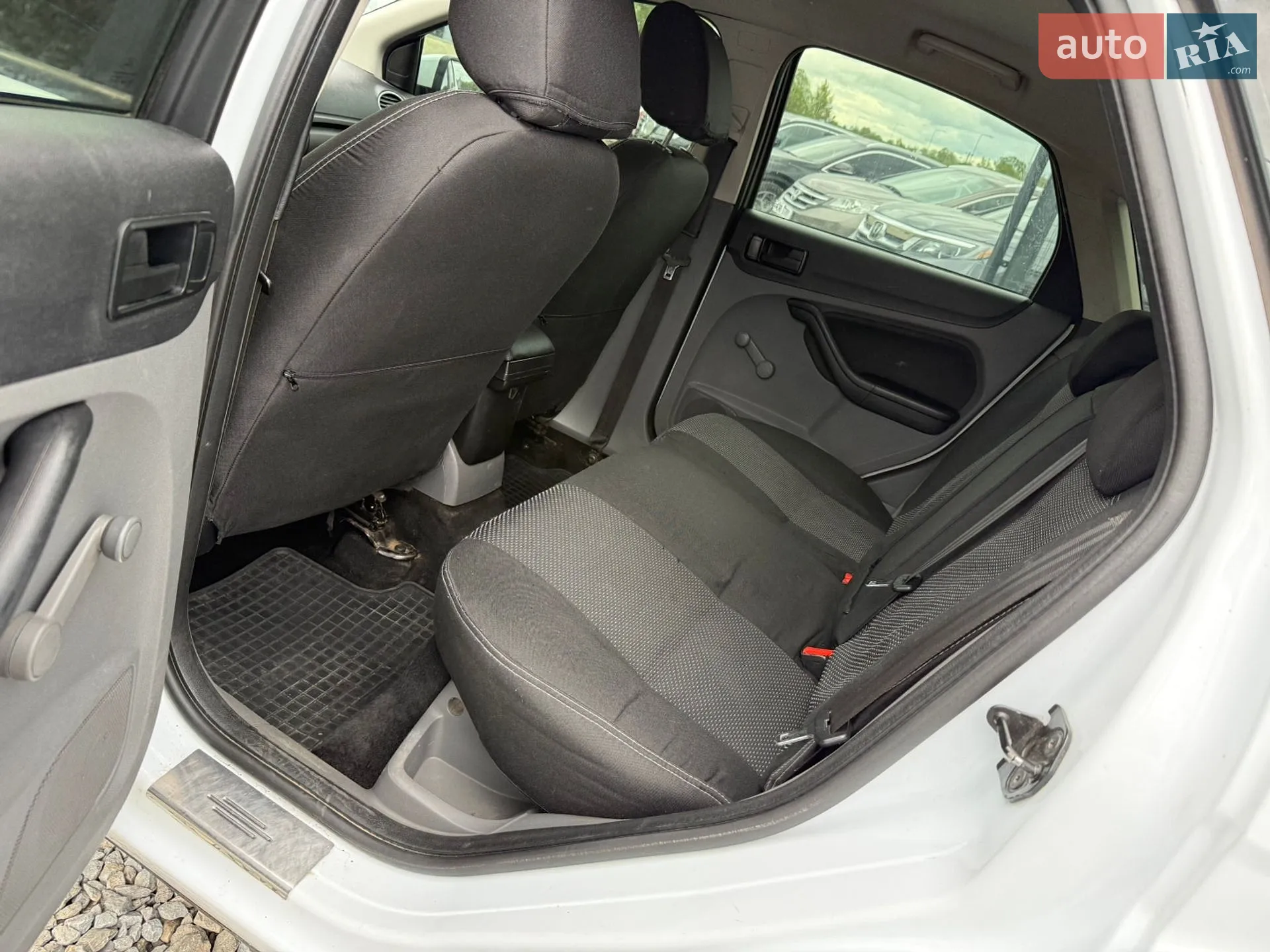 2011 Ford Focus - мініатюра 38