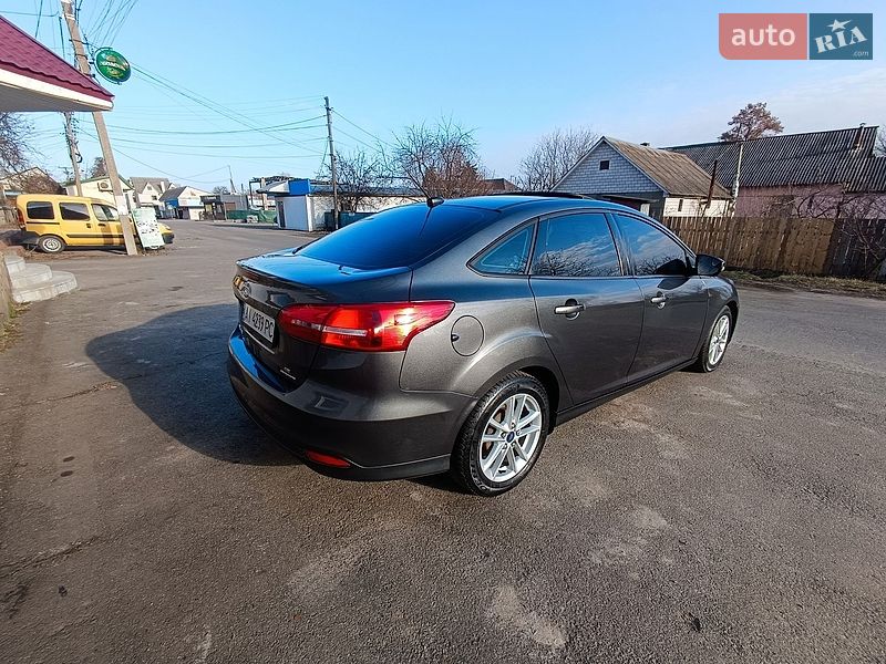 Седан Ford Focus 2015 в Бородянке