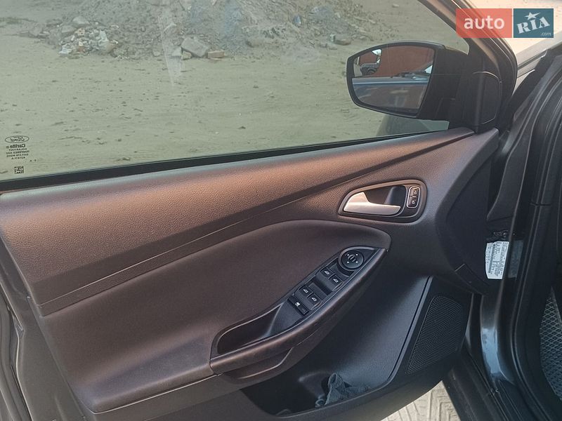 Седан Ford Focus 2015 в Бородянке