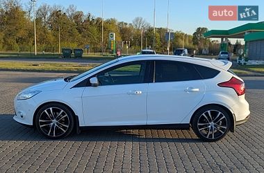 Хетчбек Ford Focus 2011 в Радивиліві