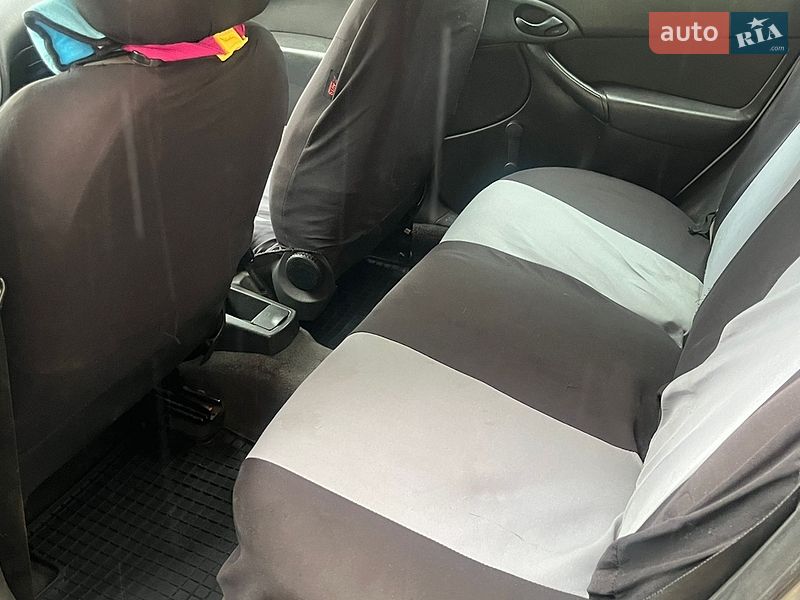Универсал Ford Focus 2001 в Ровно