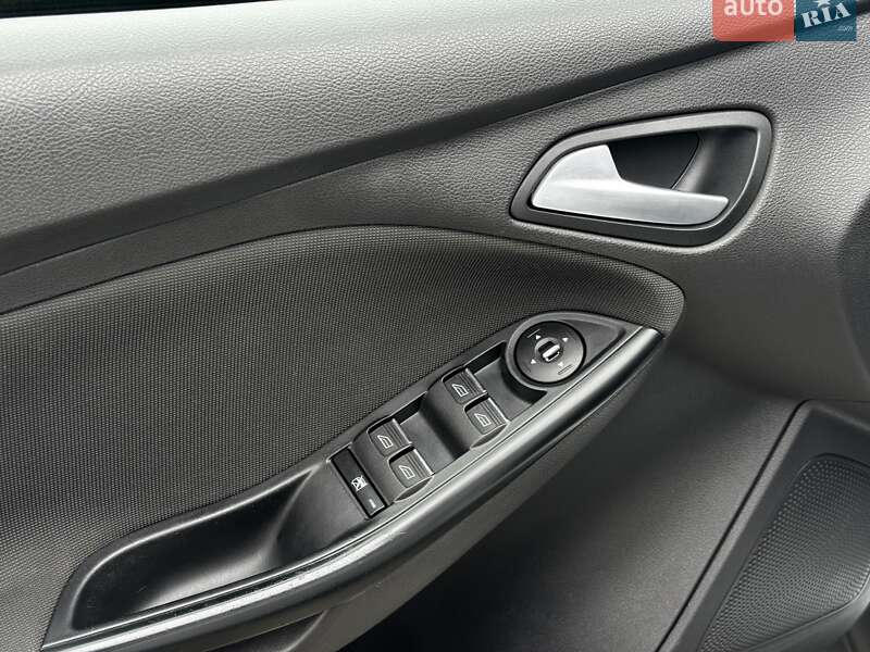 Хетчбек Ford Focus 2013 в Львові
