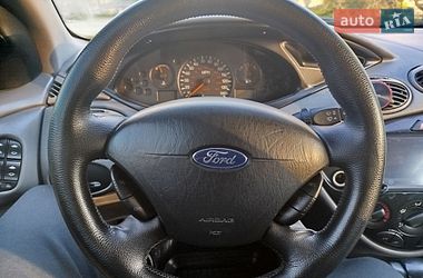 Седан Ford Focus 2003 в Николаеве