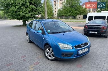 Хэтчбек Ford Focus 2004 в Луцке