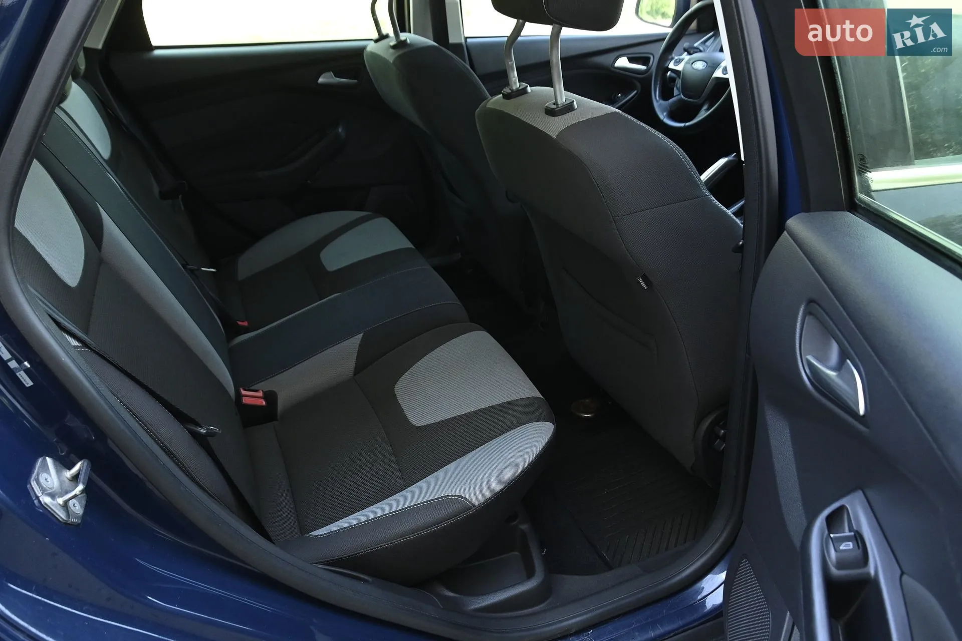 2011 Ford Focus - мініатюра 22