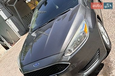Хэтчбек Ford Focus 2015 в Киеве