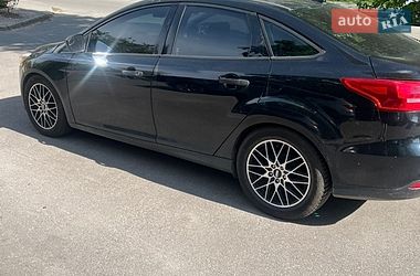 Седан Ford Focus 2015 в Киеве