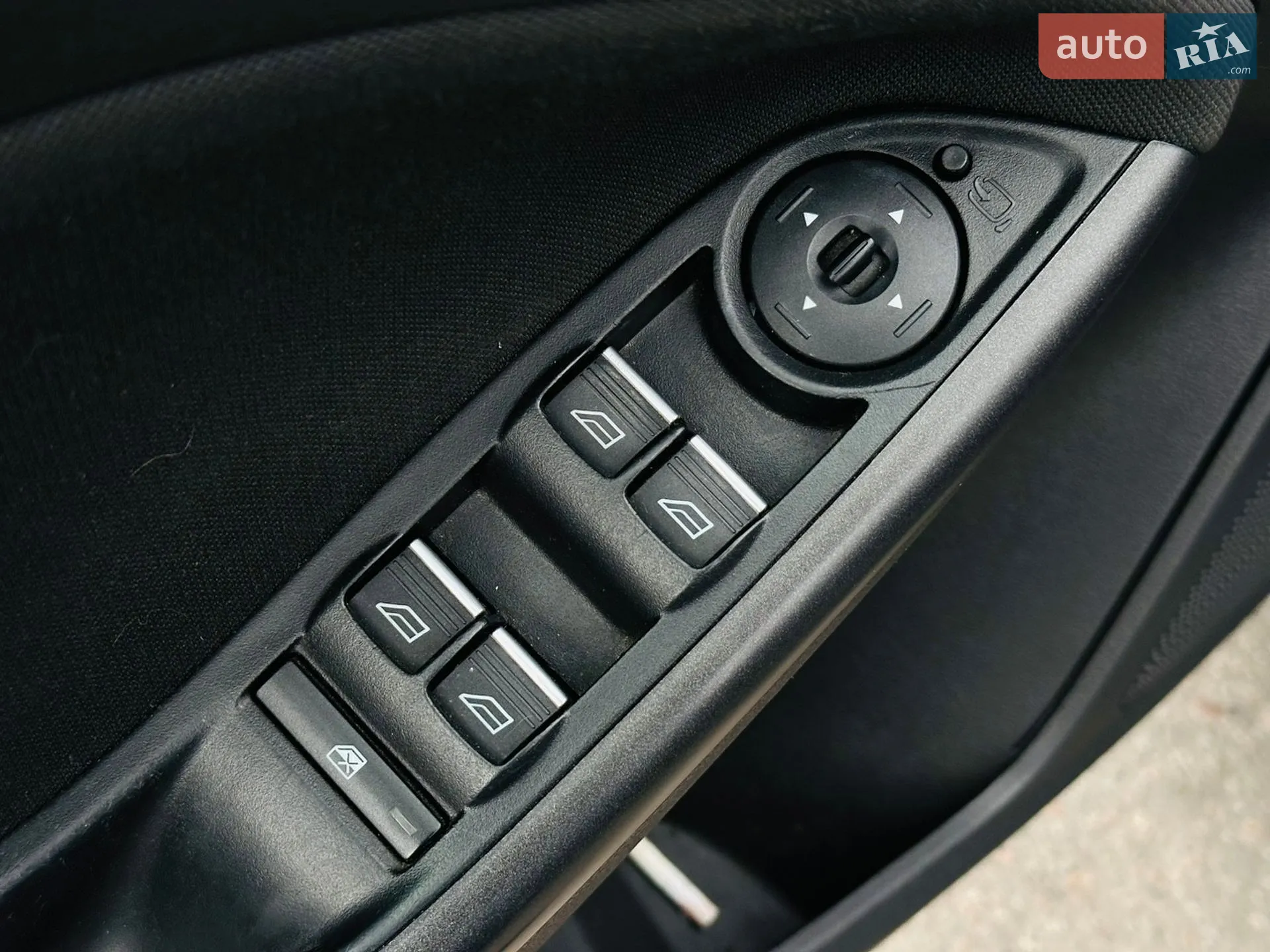 2015 Ford Focus - мініатюра 24
