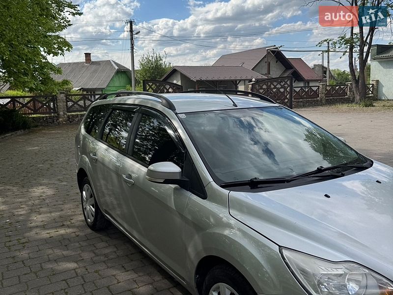 Универсал Ford Focus 2010 в Брошневе-Осаде фото 2 Универсал Ford Focus 2010 в Брошневе-Осаде