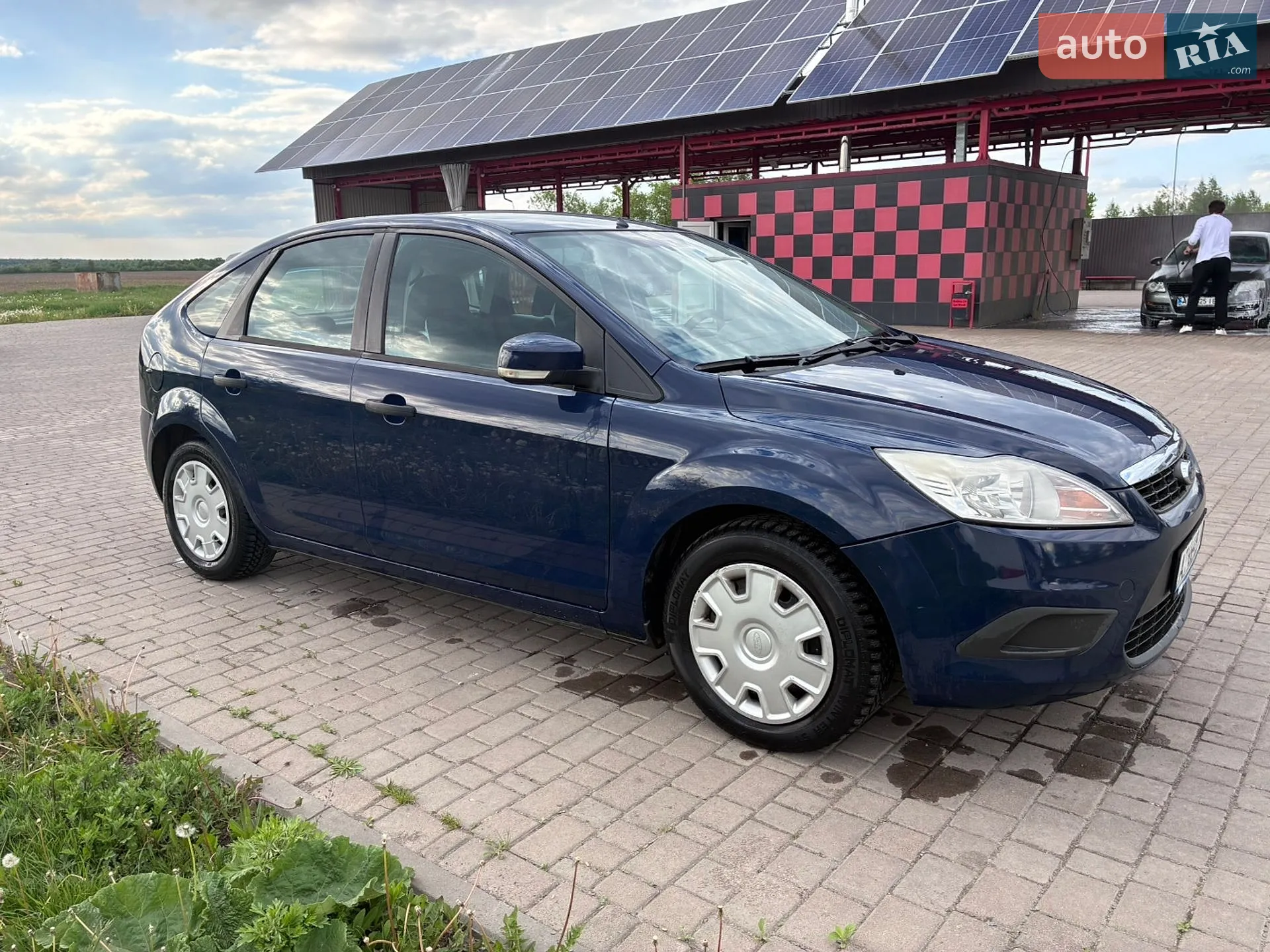 2010 Ford Focus - мініатюра 9
