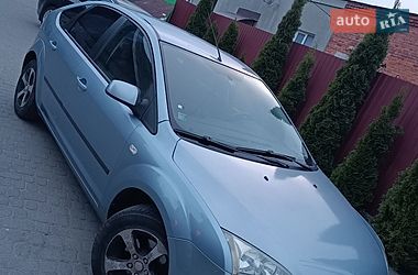 Хэтчбек Ford Focus 2006 в Сколе