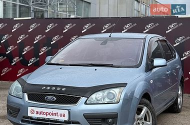 Хэтчбек Ford Focus 2006 в Сумах
