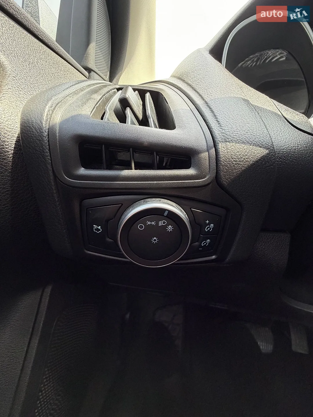 2015 Ford Focus - мініатюра 21